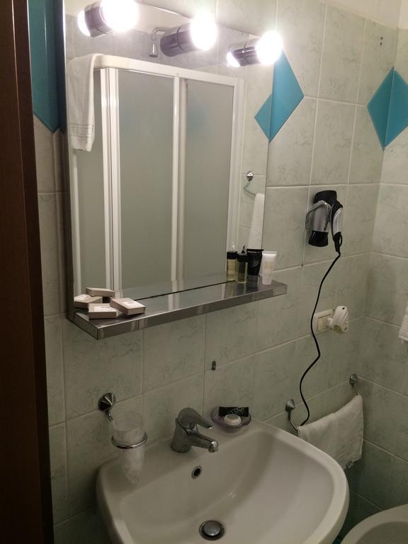 Hotel Royal Milán Pokoj fotografie
